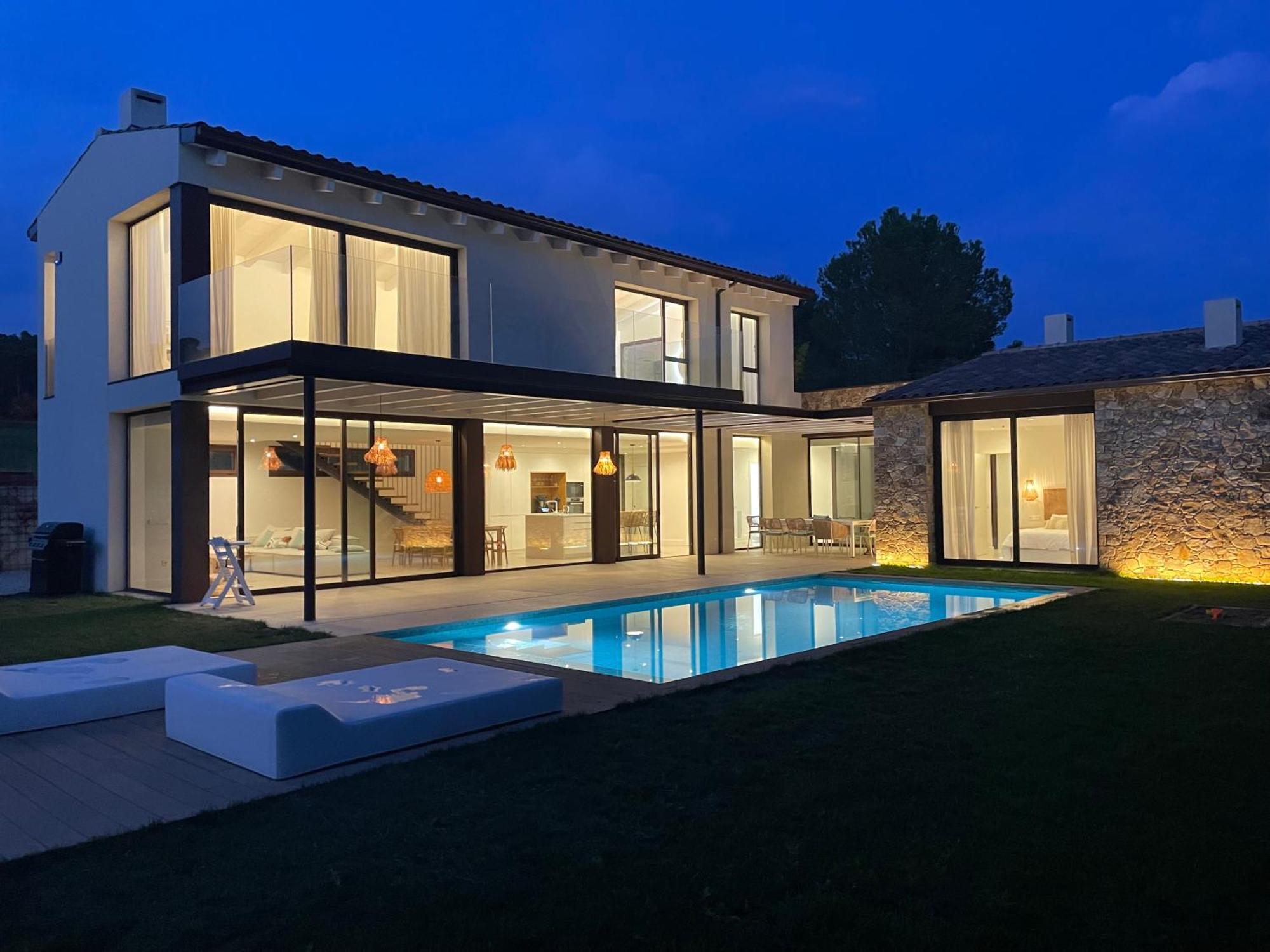 Sa Llum Villa Vall-Llobrega